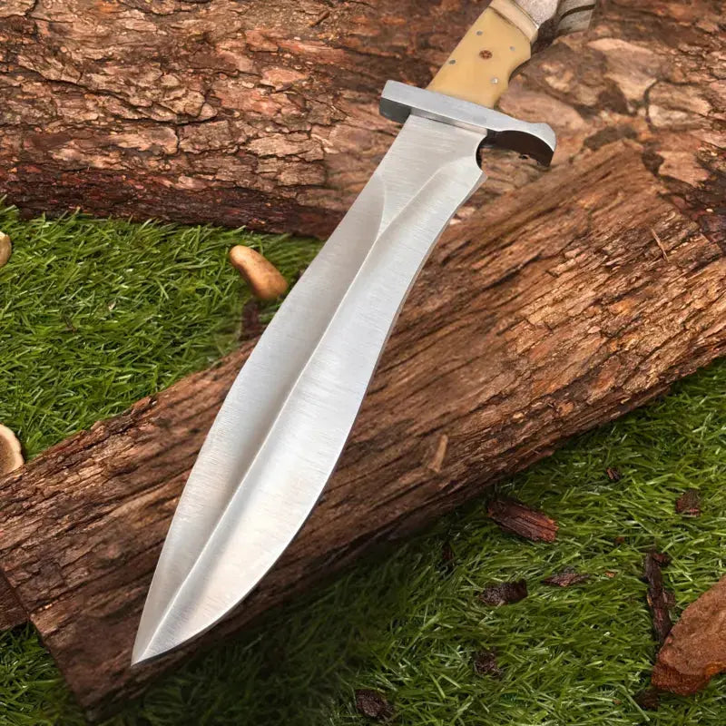 Handmade forged D2 Steel Hunting bowie Knife - crocodile dundee knife With Guard & Stag Horn Handle