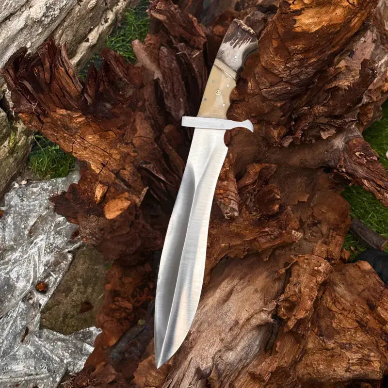 Handmade forged D2 Steel Hunting bowie Knife - crocodile dundee knife With Guard & Stag Horn Handle