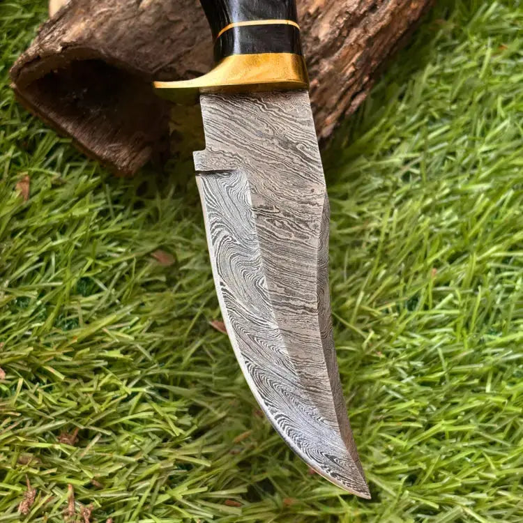 CUSTOM HANDMADE FORGED DAMASCUS STEEL HUNTING Knife Brass Guard & Wood Handle Hunt Craft Knives
