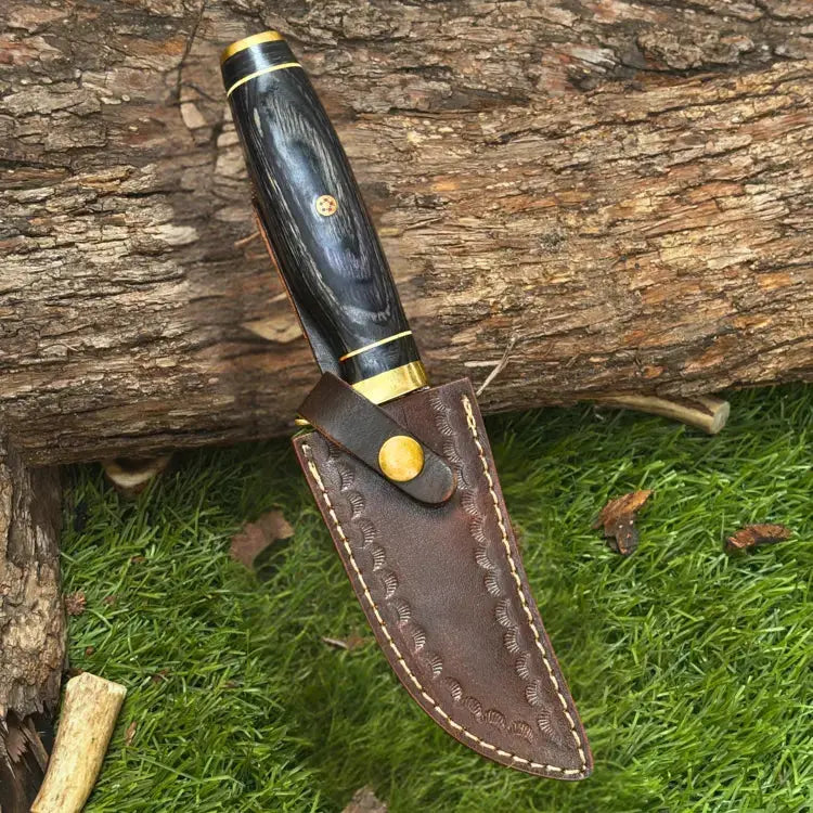 CUSTOM HANDMADE FORGED DAMASCUS STEEL HUNTING Knife Brass Guard & Wood Handle Hunt Craft Knives