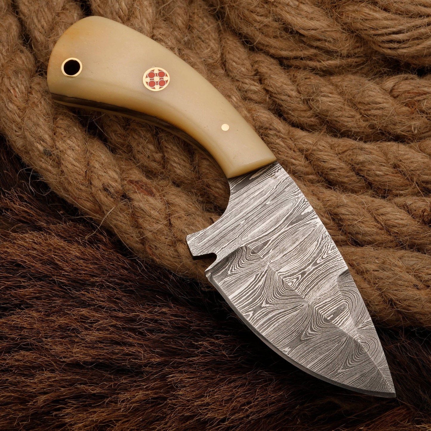 Handmade Damascus Steel Hunting Skinner Knife -Bone Handle - Full Tang - fixed blade