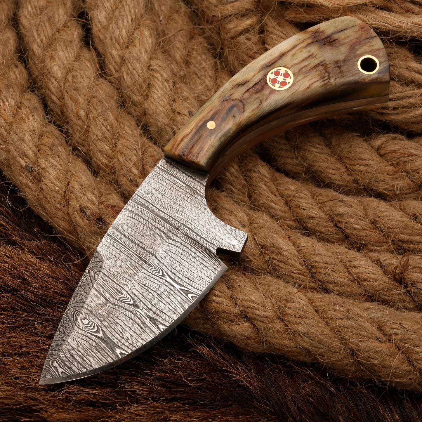 Handmade Damascus Steel Skinner Knife - Ram Horn Handle - Full Tang skinning knife - fixed blade knife