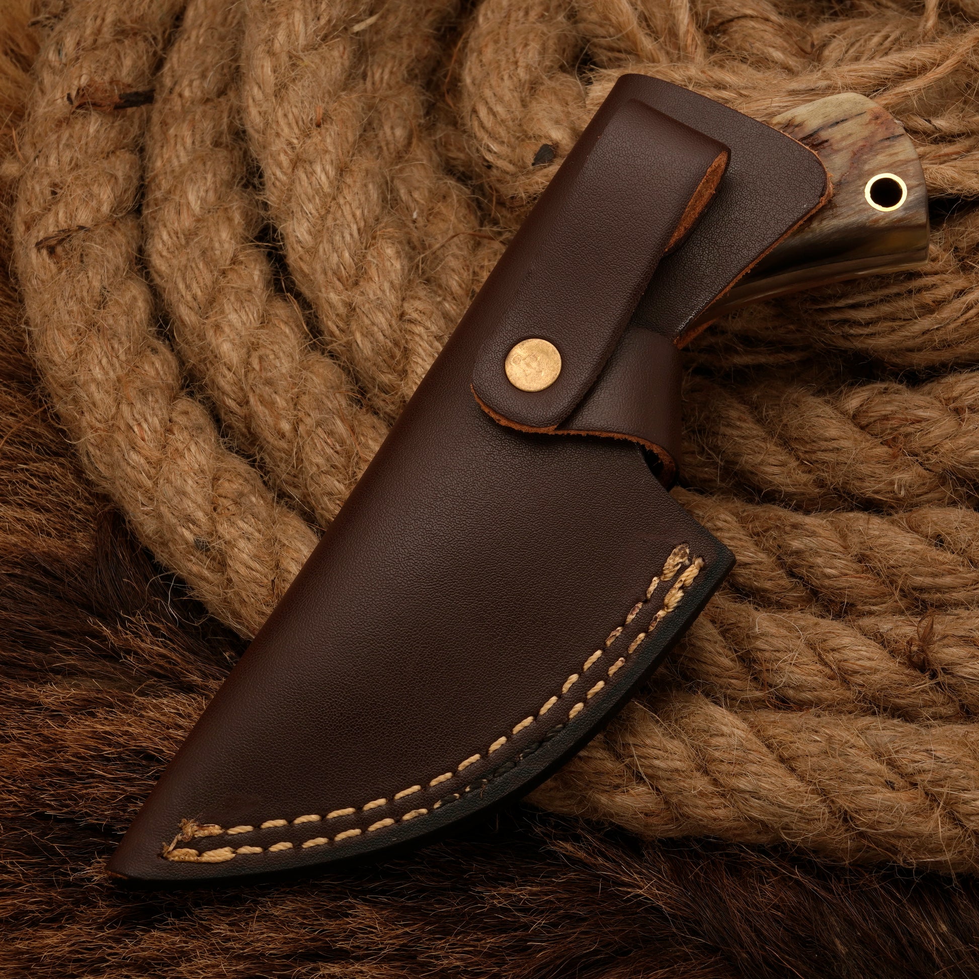 Handmade Damascus Steel Skinner Knife - Ram Horn Handle - Full Tang skinning knife - fixed blade knife