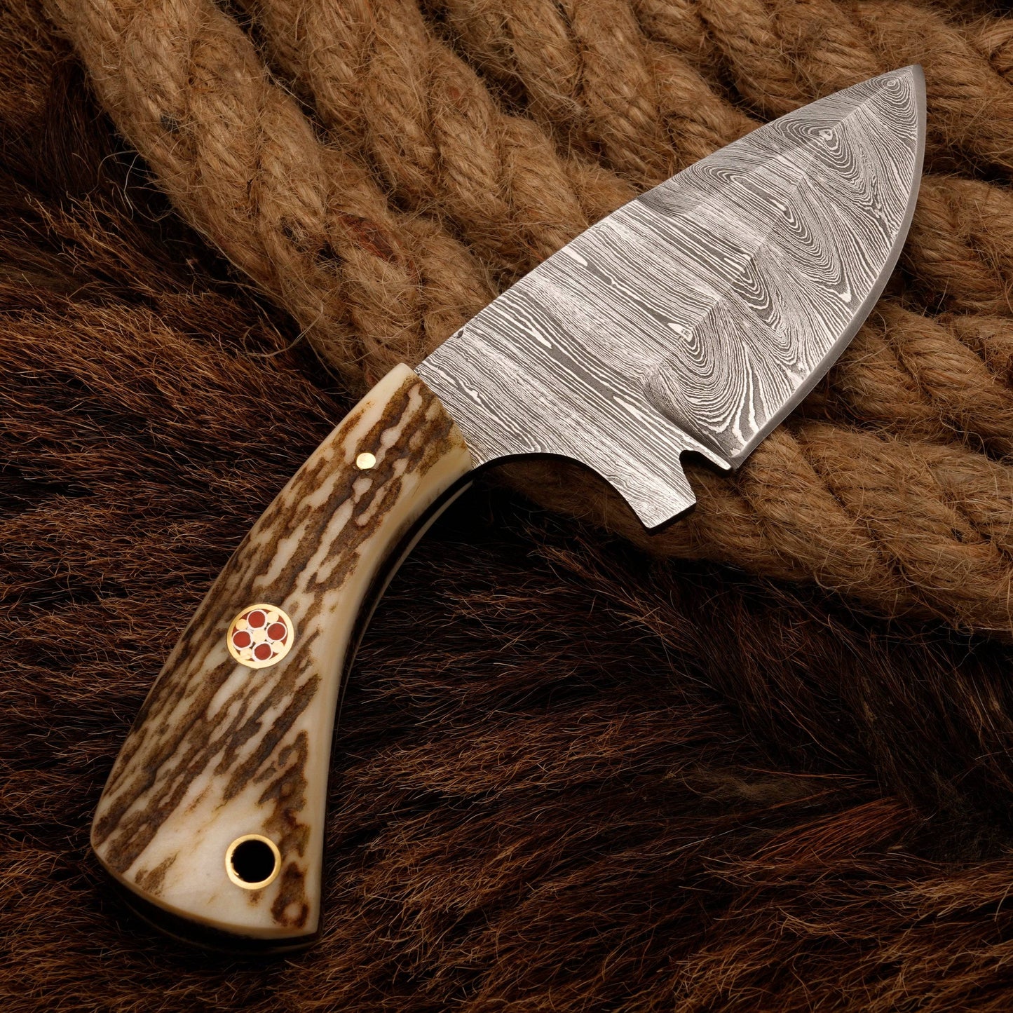 Damascus Steel Skinner hunter Knife - Stag Antler Handle - Full Tang - fixed blade hunting knife