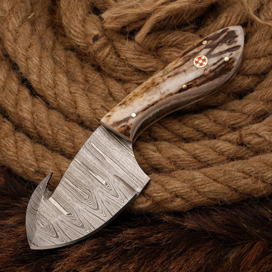 Damascus Steel Skinning Knife with Stag Horn Handle - Gut Hook - full tang - fixed blade skinner knife with stag horn handle