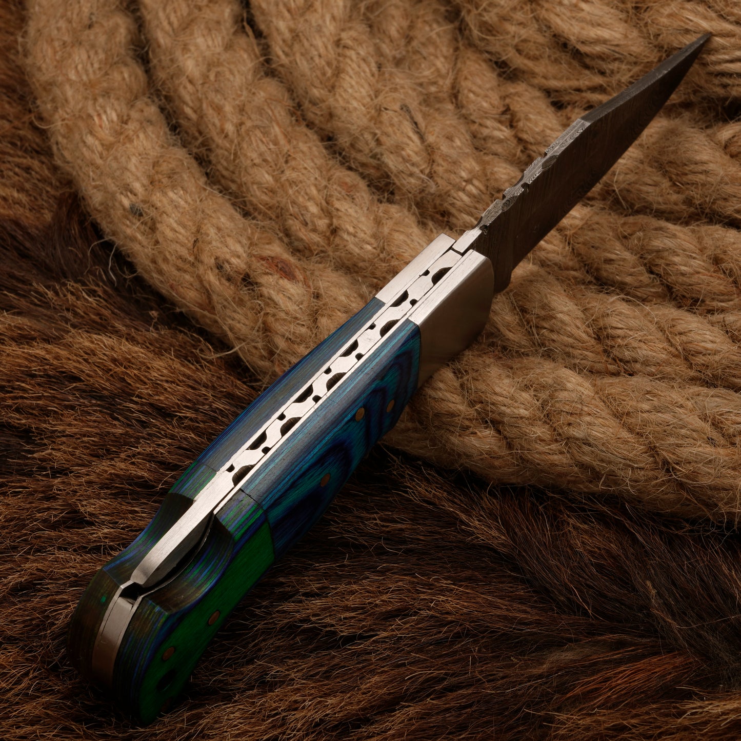 Handmade forged damascus Steel Hunting Pocket Knife-Camping Folding Blade With Pakka Wood Handle