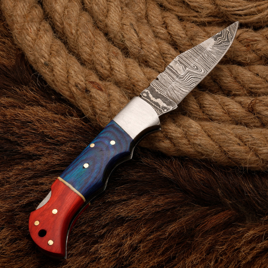 Handmade Damascus Steel Hunting Pocket Knife With Pakka Wood Handle