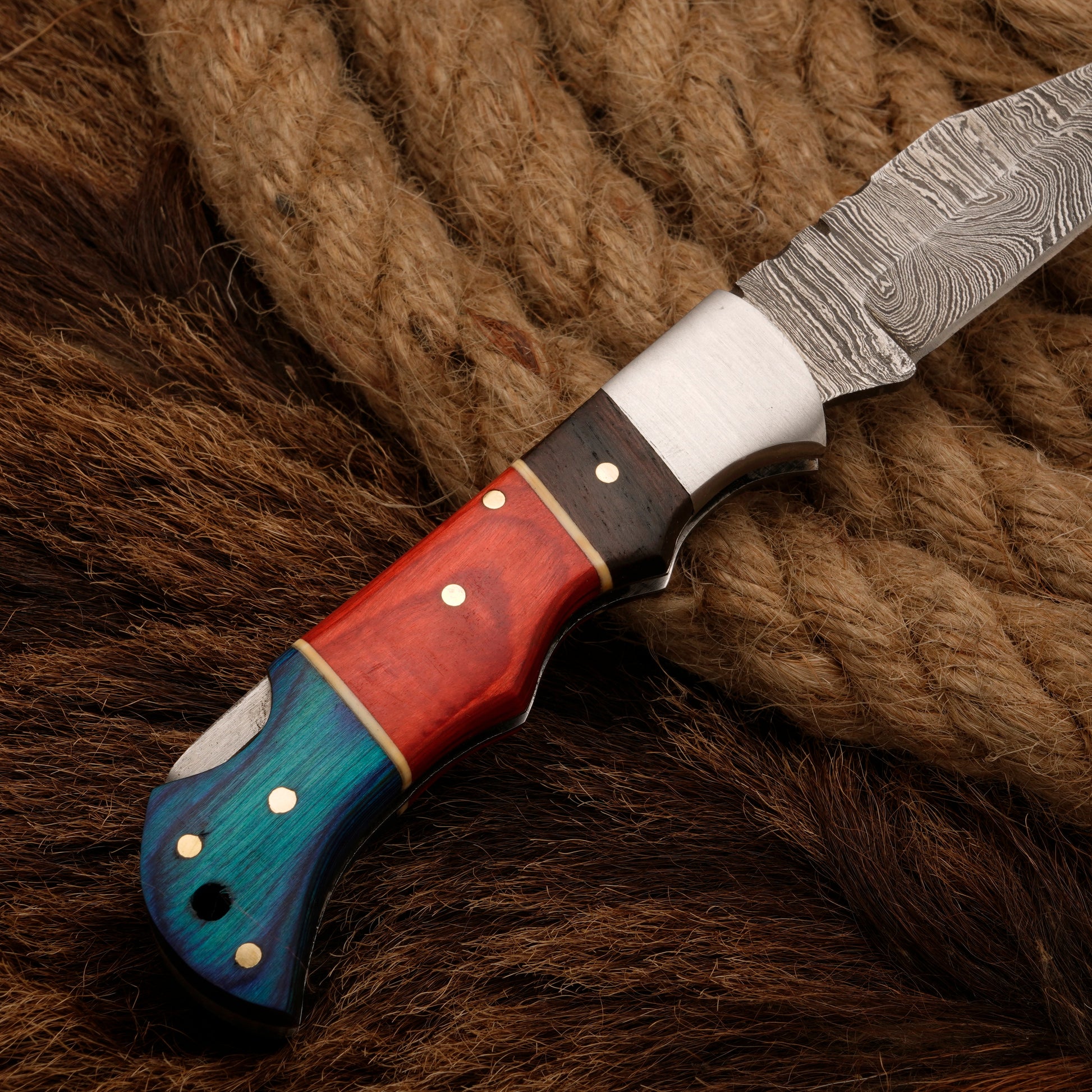 Handmade Damascus Steel Pocket Knife - Camping Knife With Pakka Wood