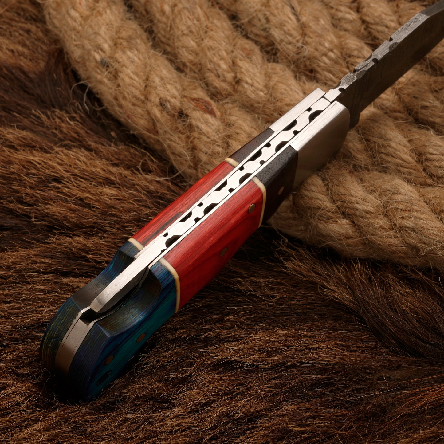 Handmade Damascus Steel Pocket Knife - Camping Knife With Pakka Wood