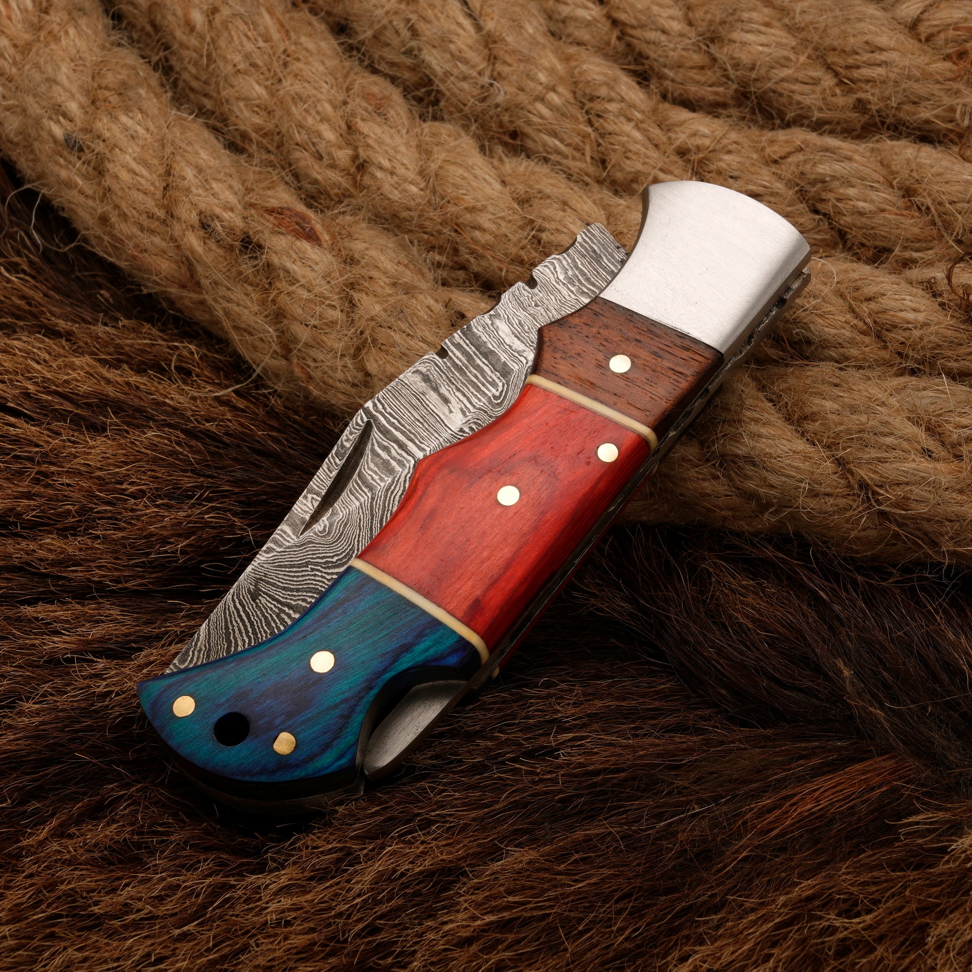 Handmade Damascus Steel Pocket Knife - Camping Knife With Pakka Wood