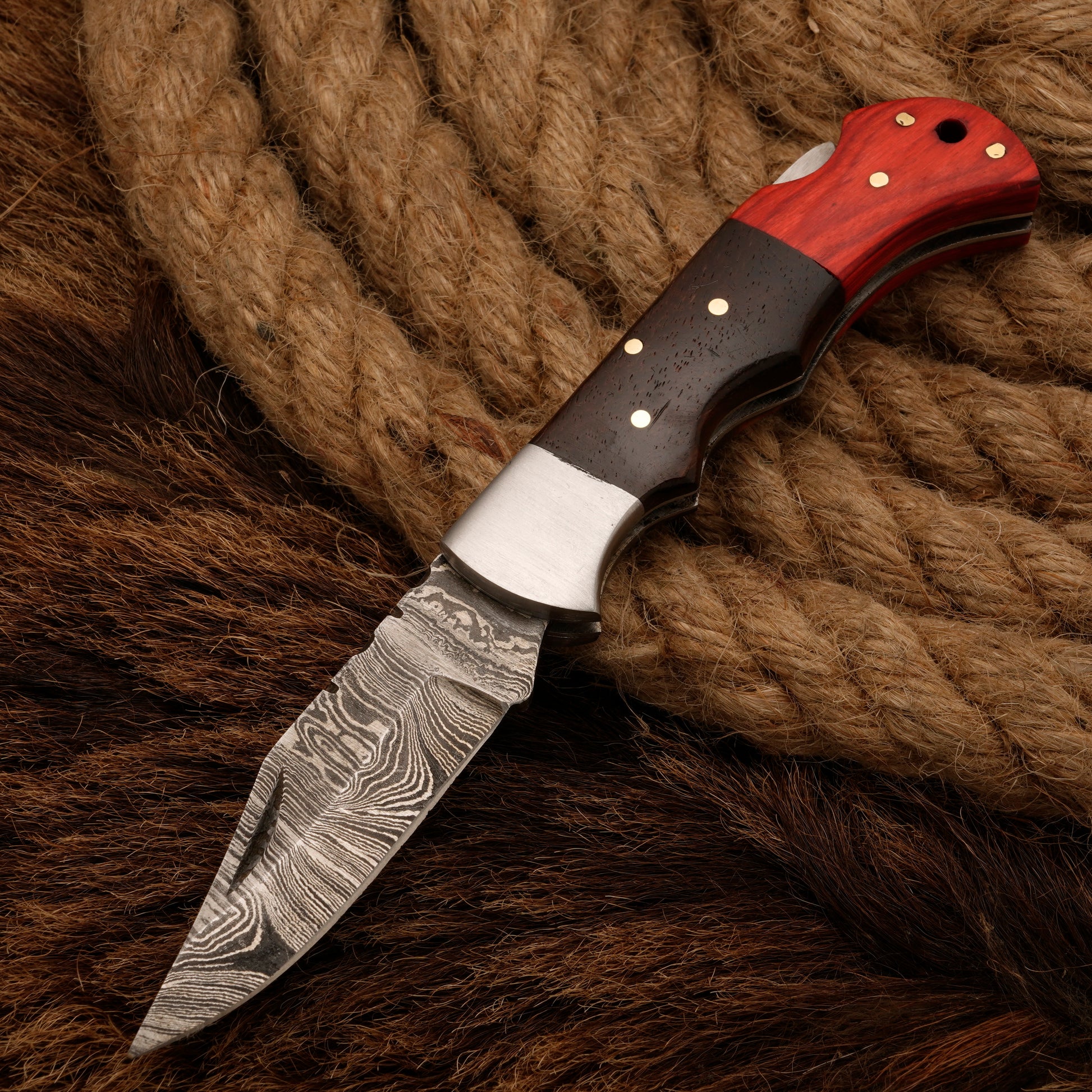 Handmade Damascus Steel Hunting Pocket Knife - Camping Folding Blade with Pakka & Rose Wood Handle