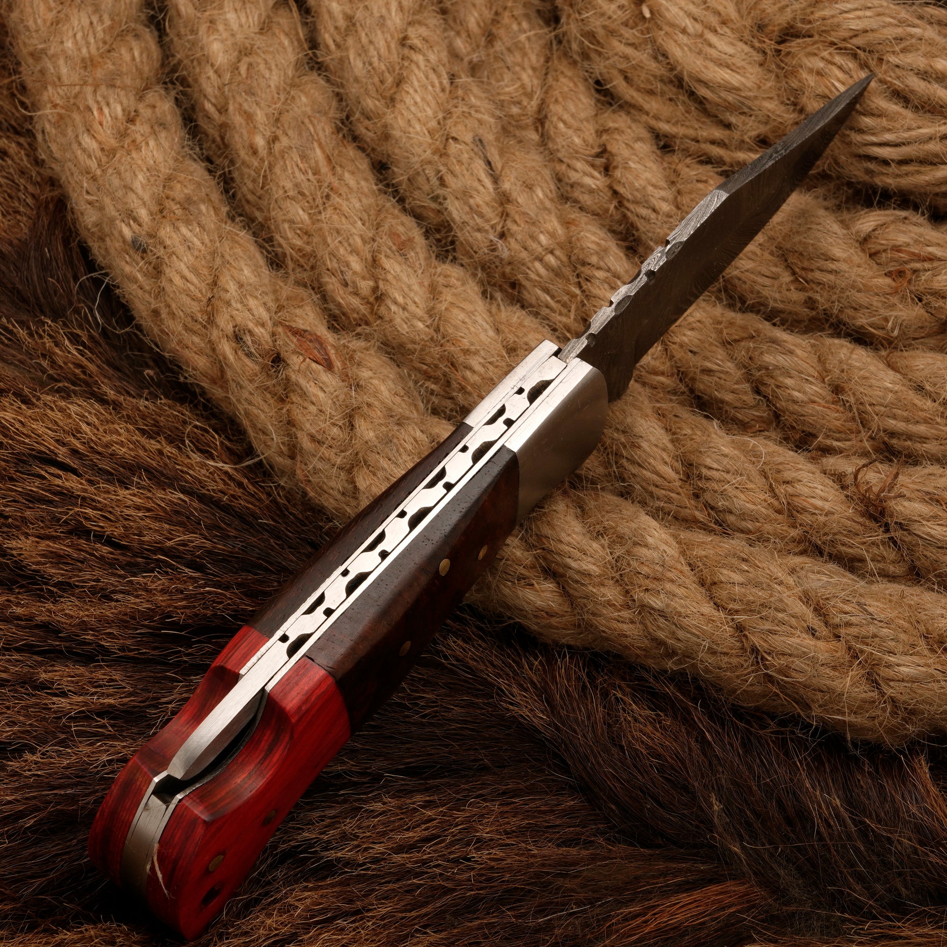 Handmade Damascus Steel Hunting Pocket Knife - Camping Folding Blade with Pakka & Rose Wood Handle