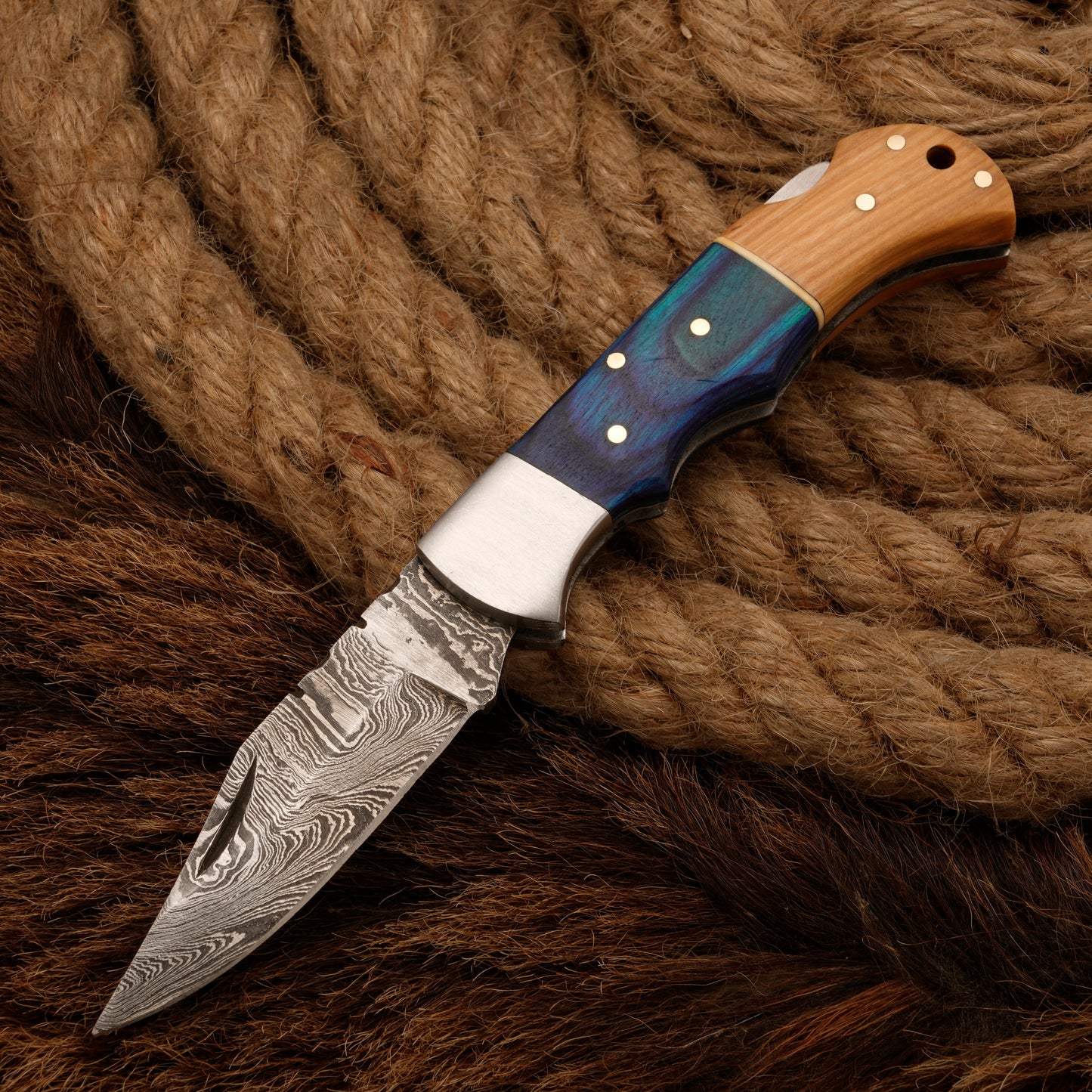 Damascus Steel Folding Pocket Knife - Folding knife with Pakka Wood