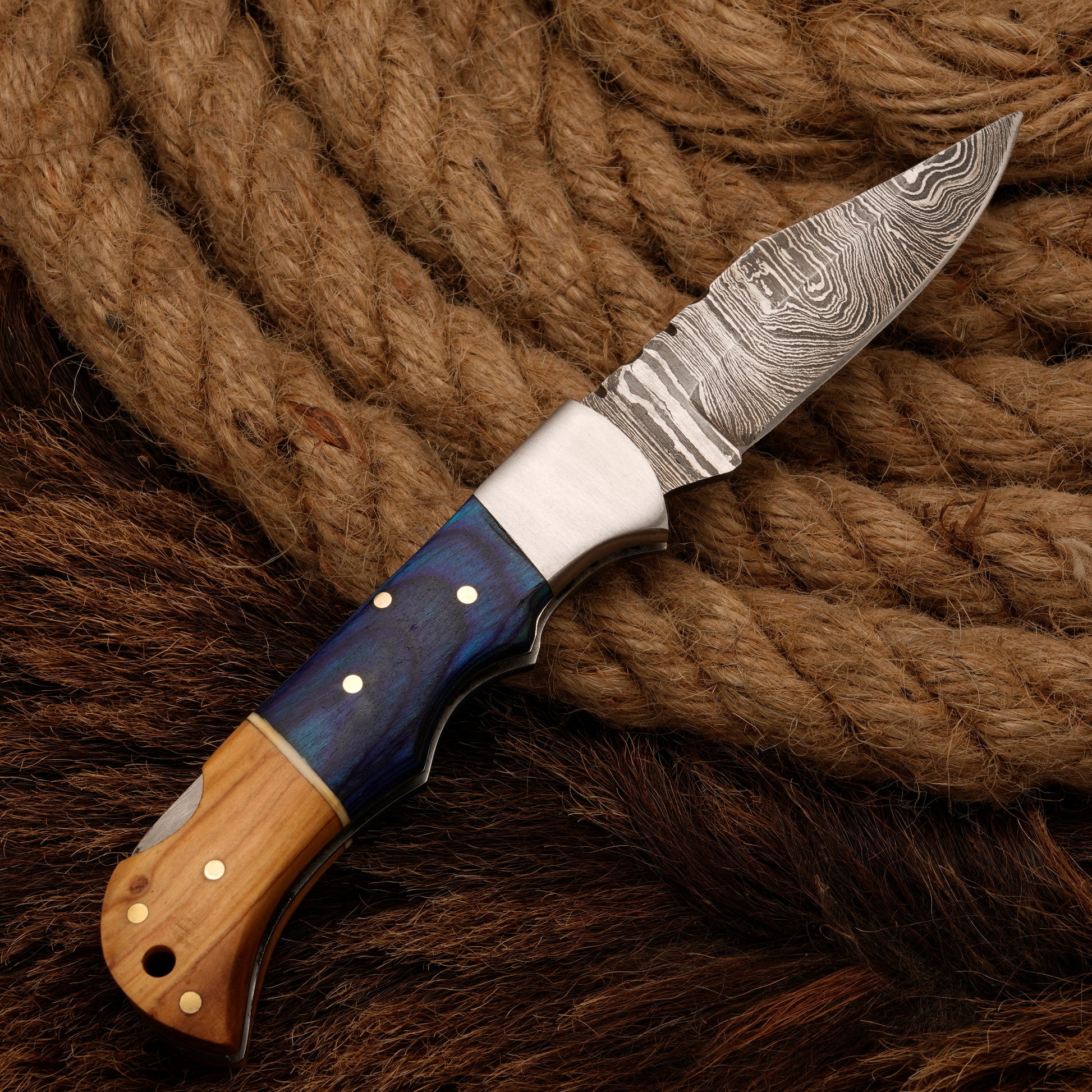 Damascus Steel Folding Pocket Knife - Folding knife with Pakka Wood