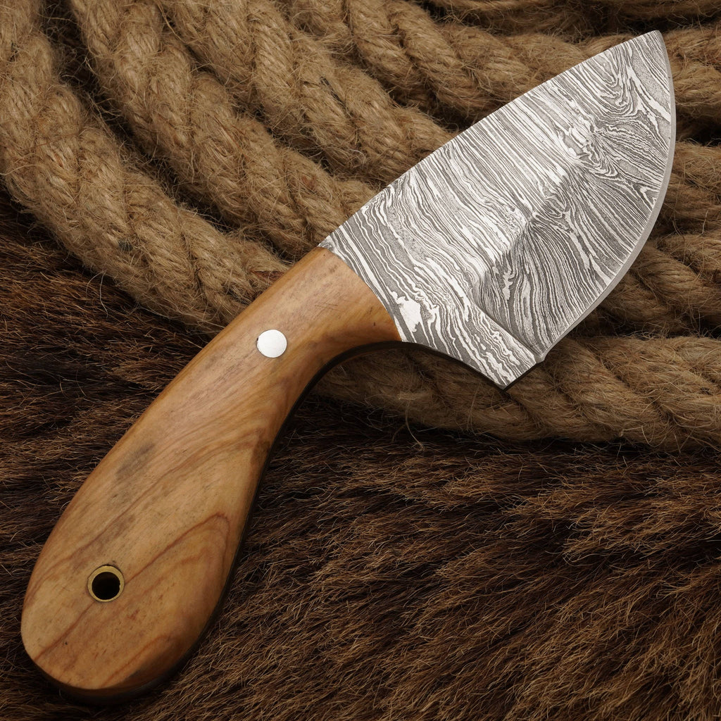 Deer Skinning Knife-Hand forged Damascus Steel skinner knife full tang