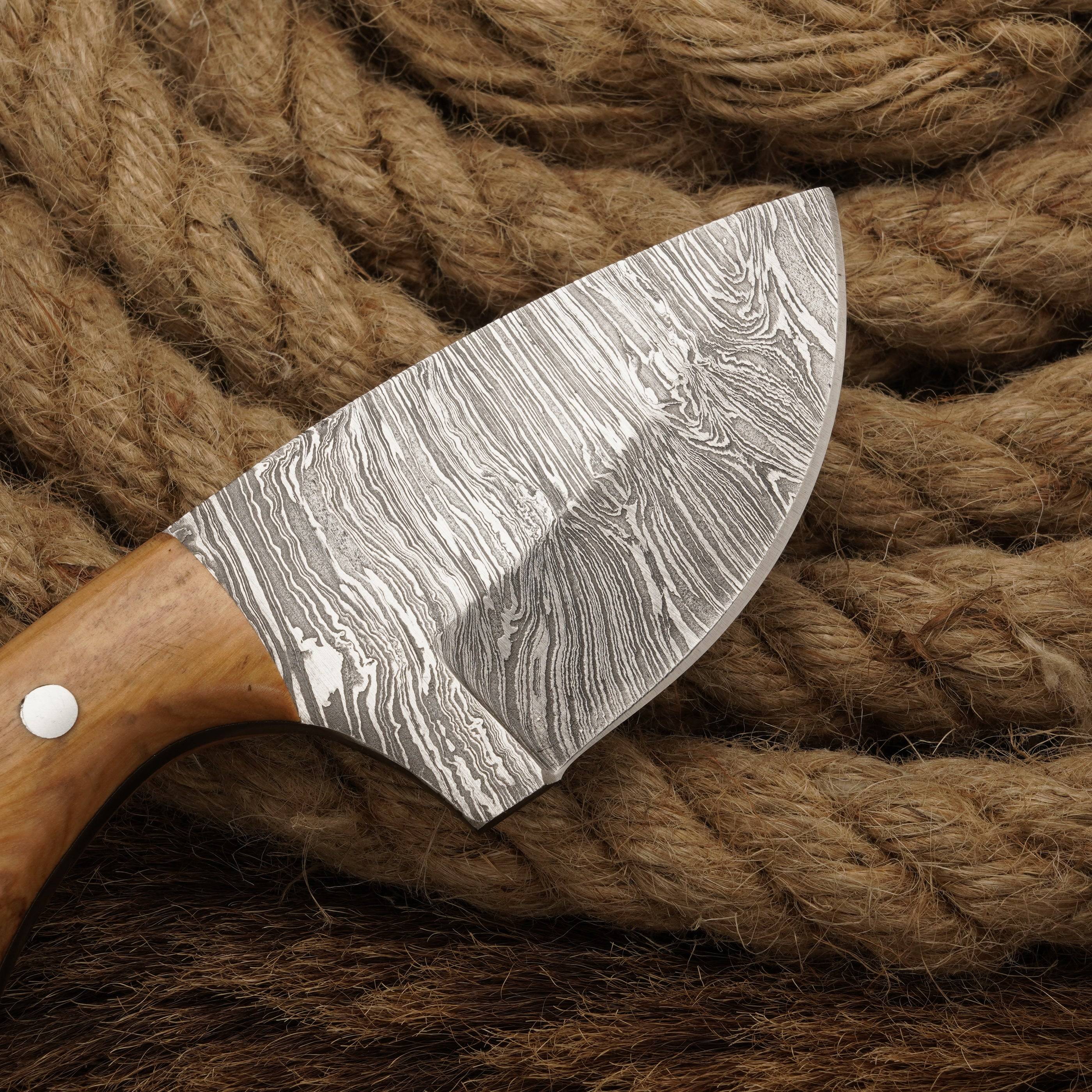 Deer Skinning Knife-Hand forged Damascus Steel skinner knife full tang