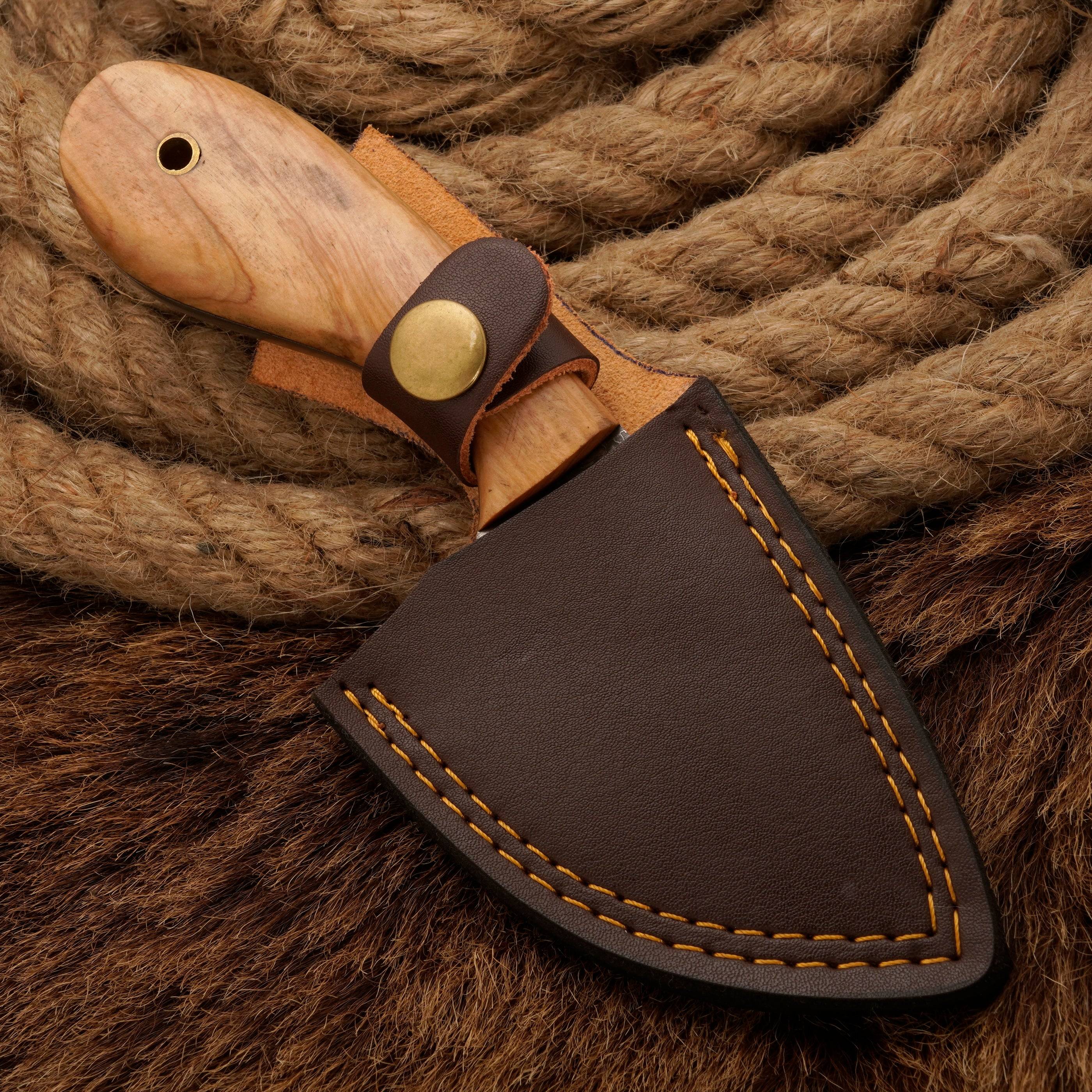 Deer Skinning Knife-Hand forged Damascus Steel skinner knife full tang