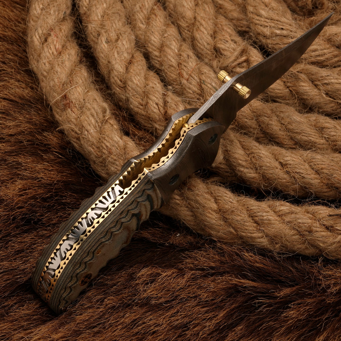 Handmade Damascus Steel Hunting Pocket Knife - Camping Knife with Damascus Steel Bolster