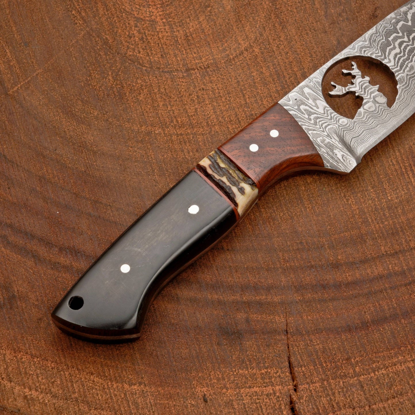 Full Tang Hand Forged Fixed Blade Damascus Steel Hunting Knife with Leather Sheath - Stag Antler handle