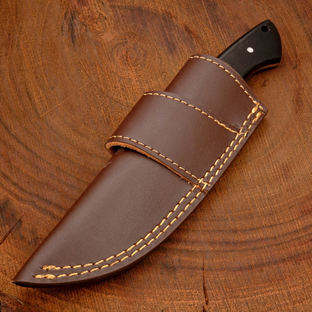 Full Tang Hand Forged Fixed Blade Damascus Steel Hunting Knife with Leather Sheath - Stag Antler handle
