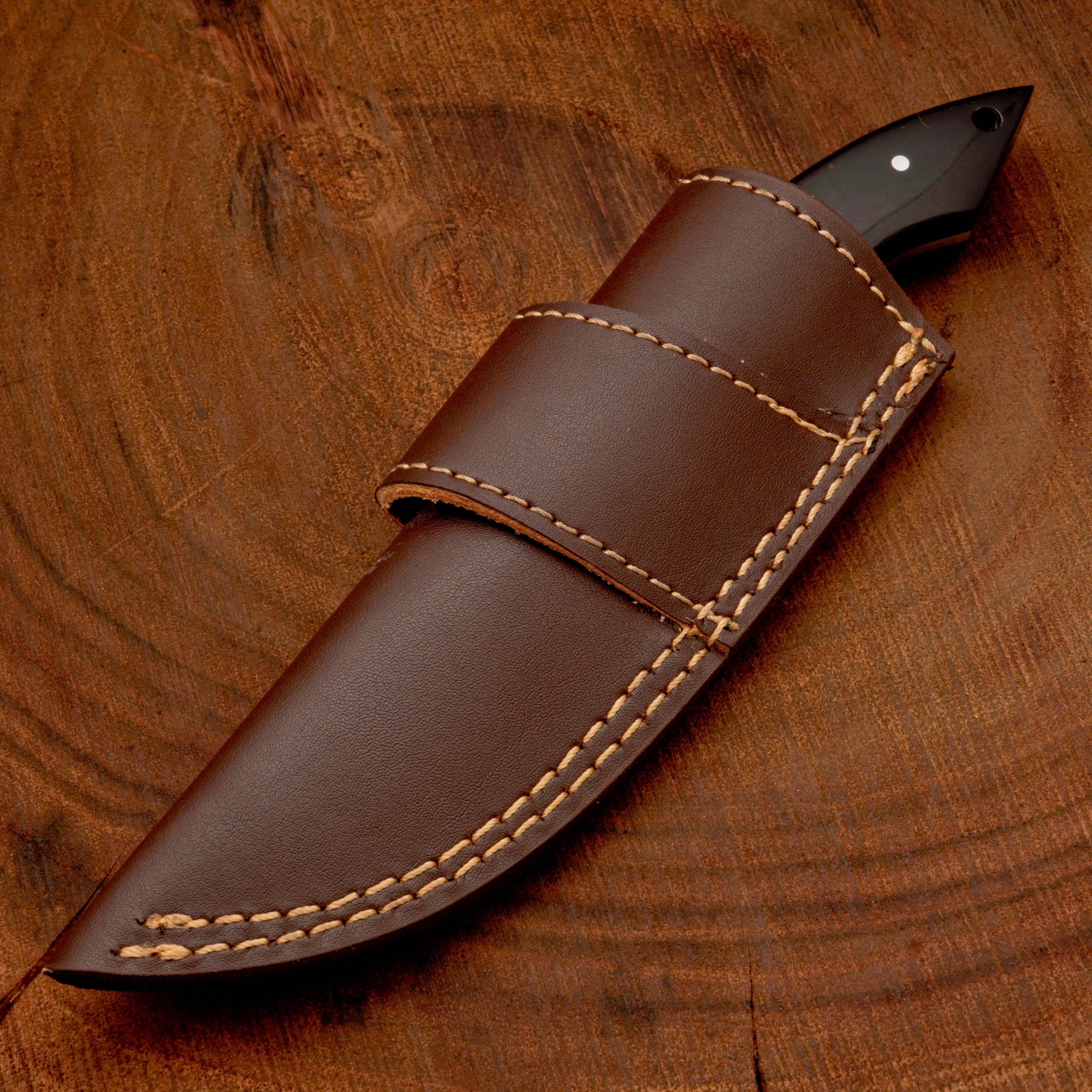 Full Tang Hand Forged Fixed Blade Damascus Steel Hunting Knife with Leather Sheath - Stag Antler handle