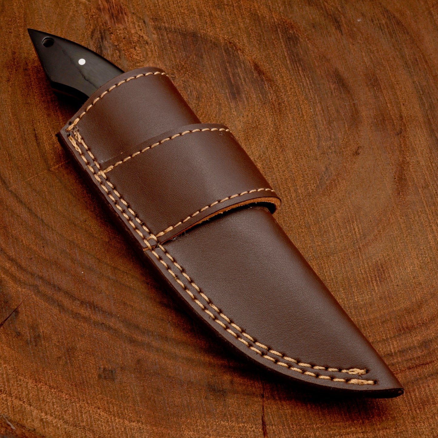 Full Tang Hand Forged Fixed Blade Damascus Steel Hunting Knife with Leather Sheath - Stag Antler handle