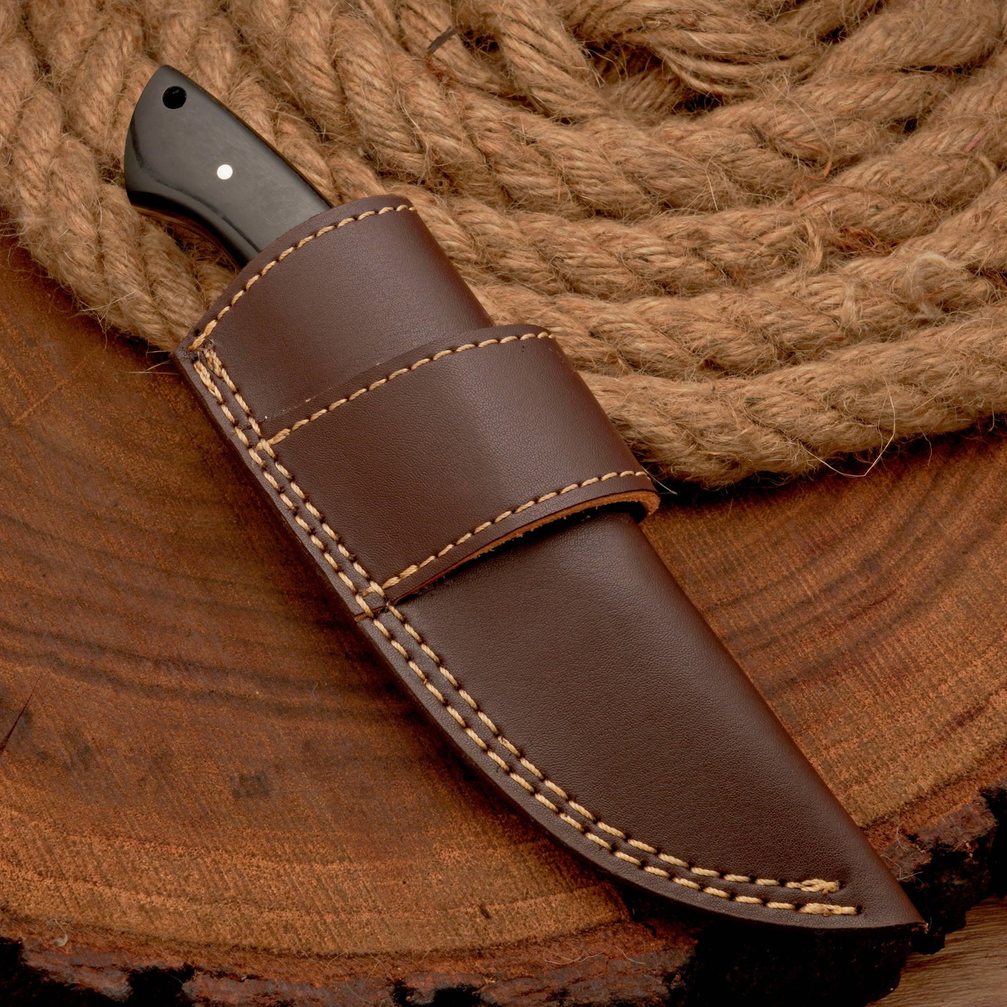 Full Tang Hand Forged Fixed Blade Damascus Steel Hunting Knife with Leather Sheath - Stag Antler handle