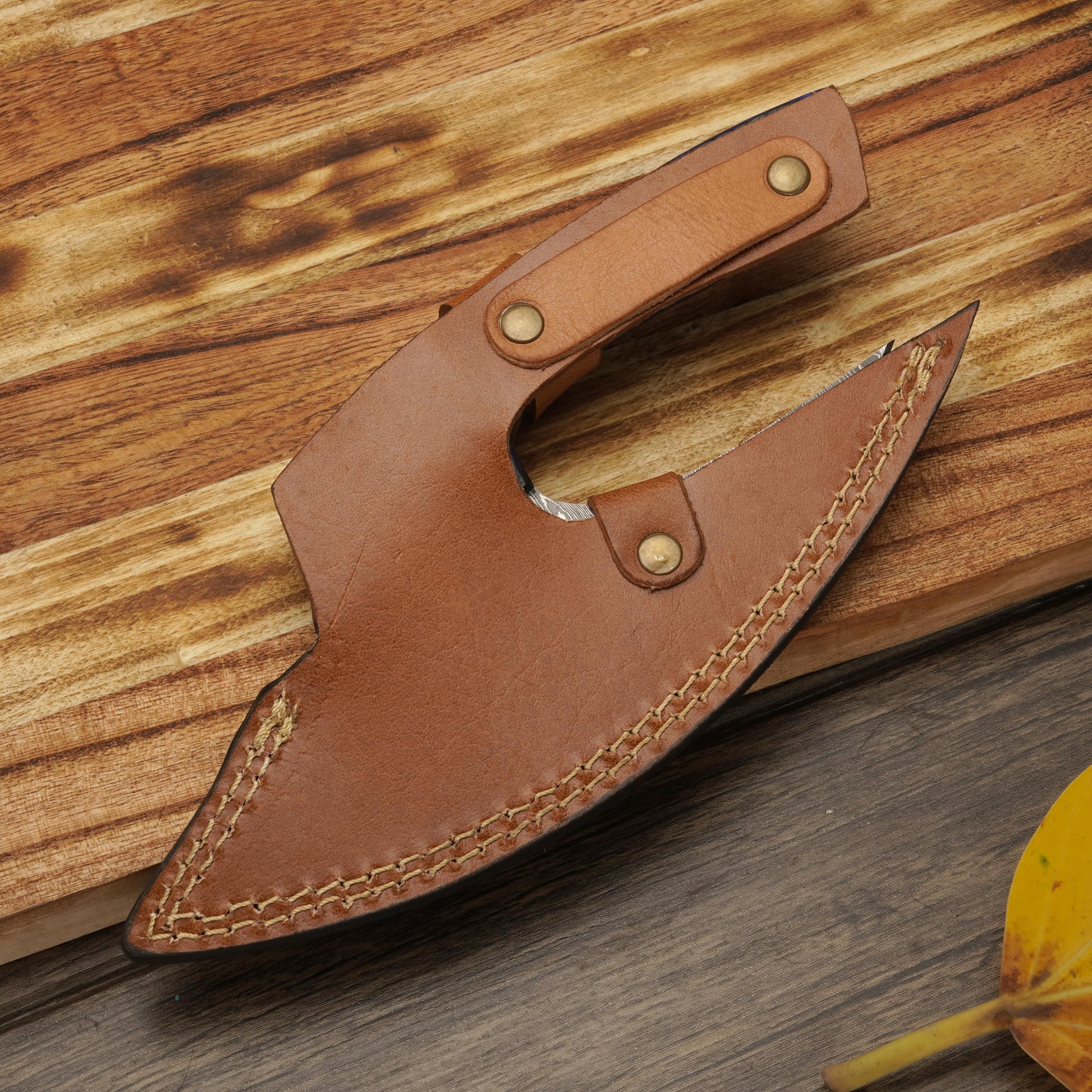 Handmade Forged Damascus Steel Ulu Knife - Stag Antler & Pakkawood Handle