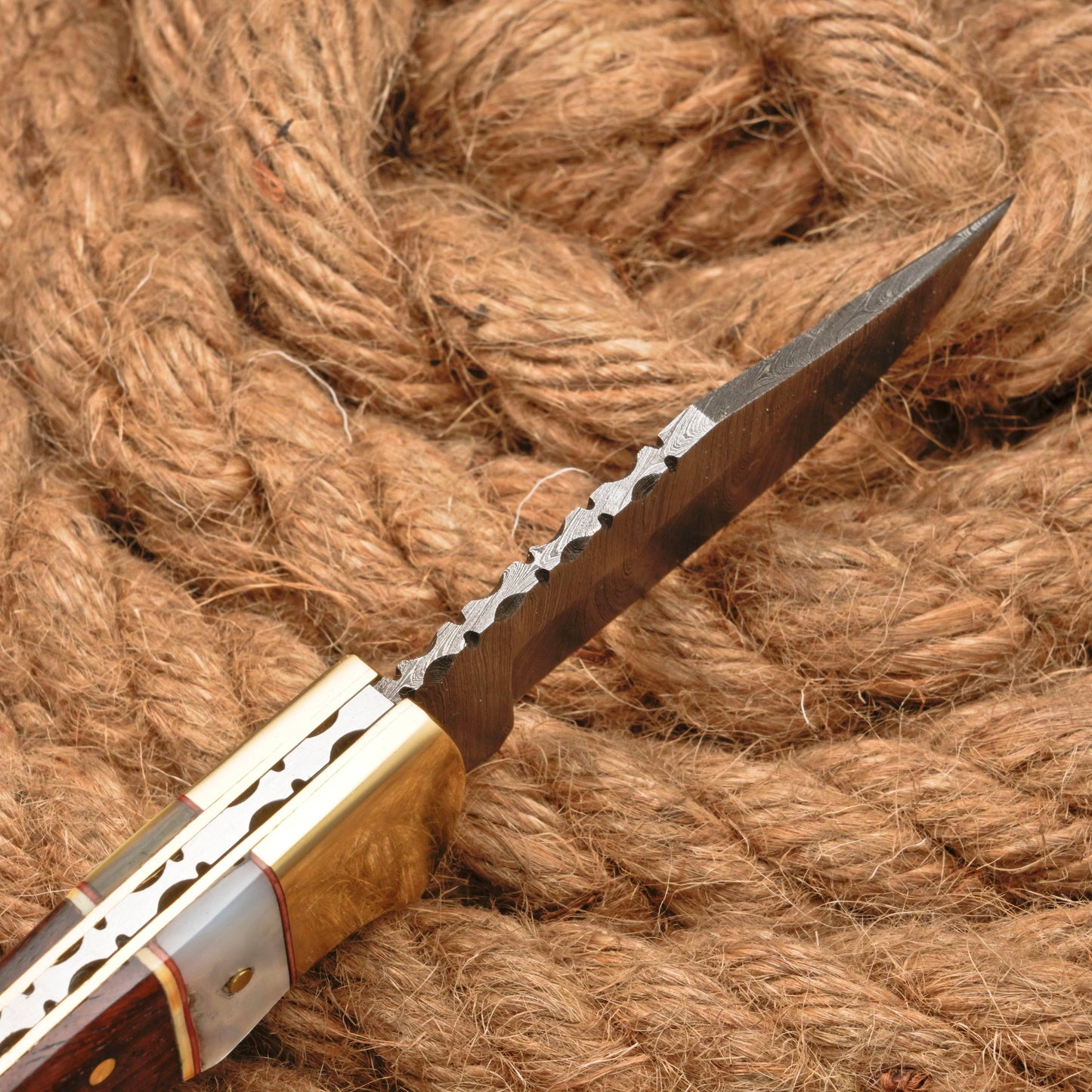 Handmade Damascus Steel Hunting Folding Pocket Knife - Brass Bolster - Pearl & Wood Handle