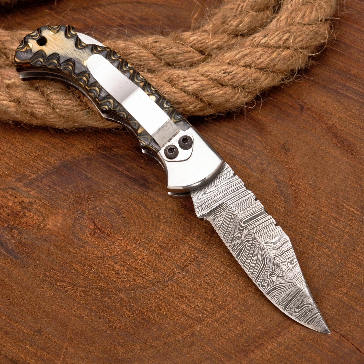 7" Handmade Damascus Hunting Pocket Knife with Clip—Folding Camping Blade