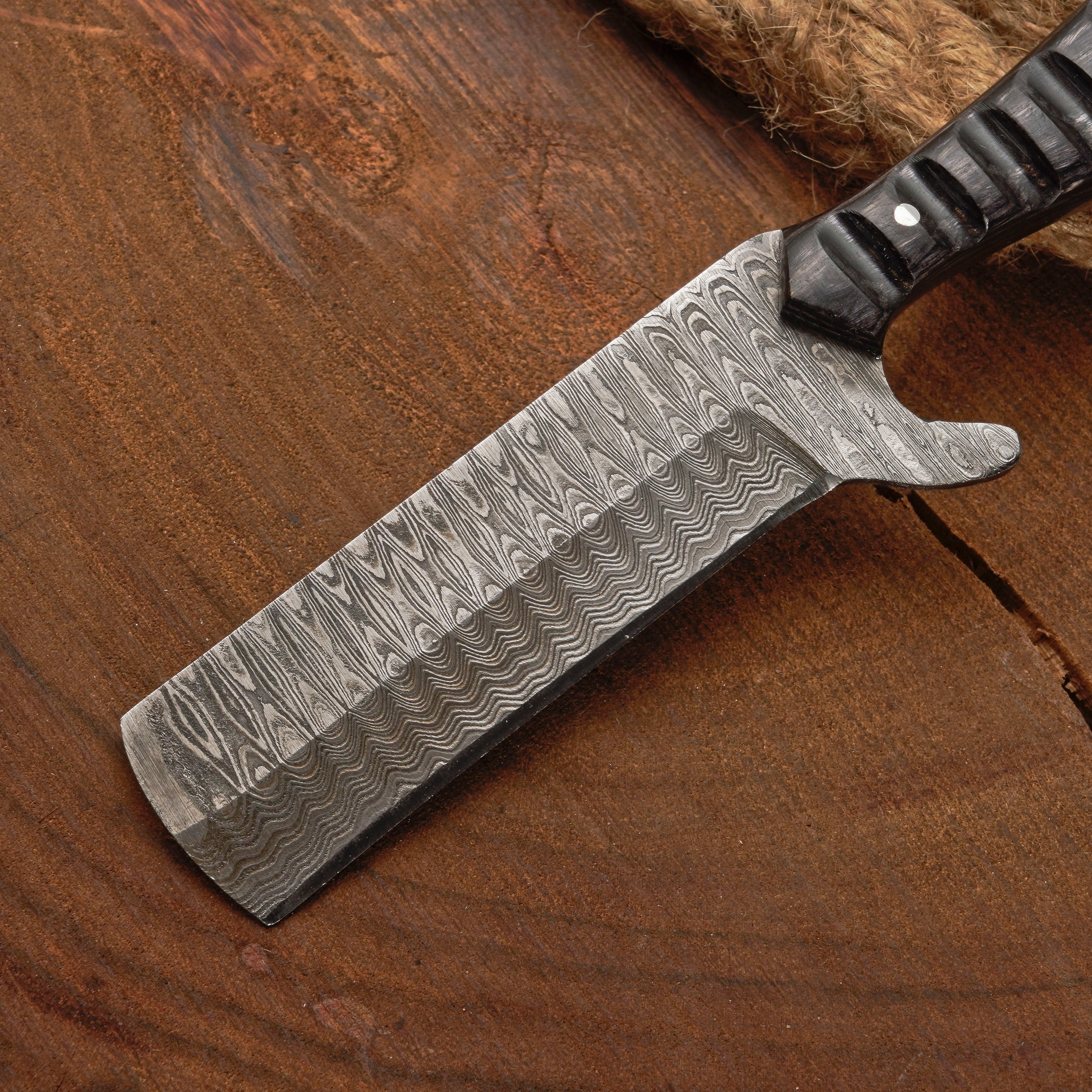 Handmade Forged Damascus Steel Bull Cutter Knife w/ Pakkawood Resin Handle | Damascus Blade