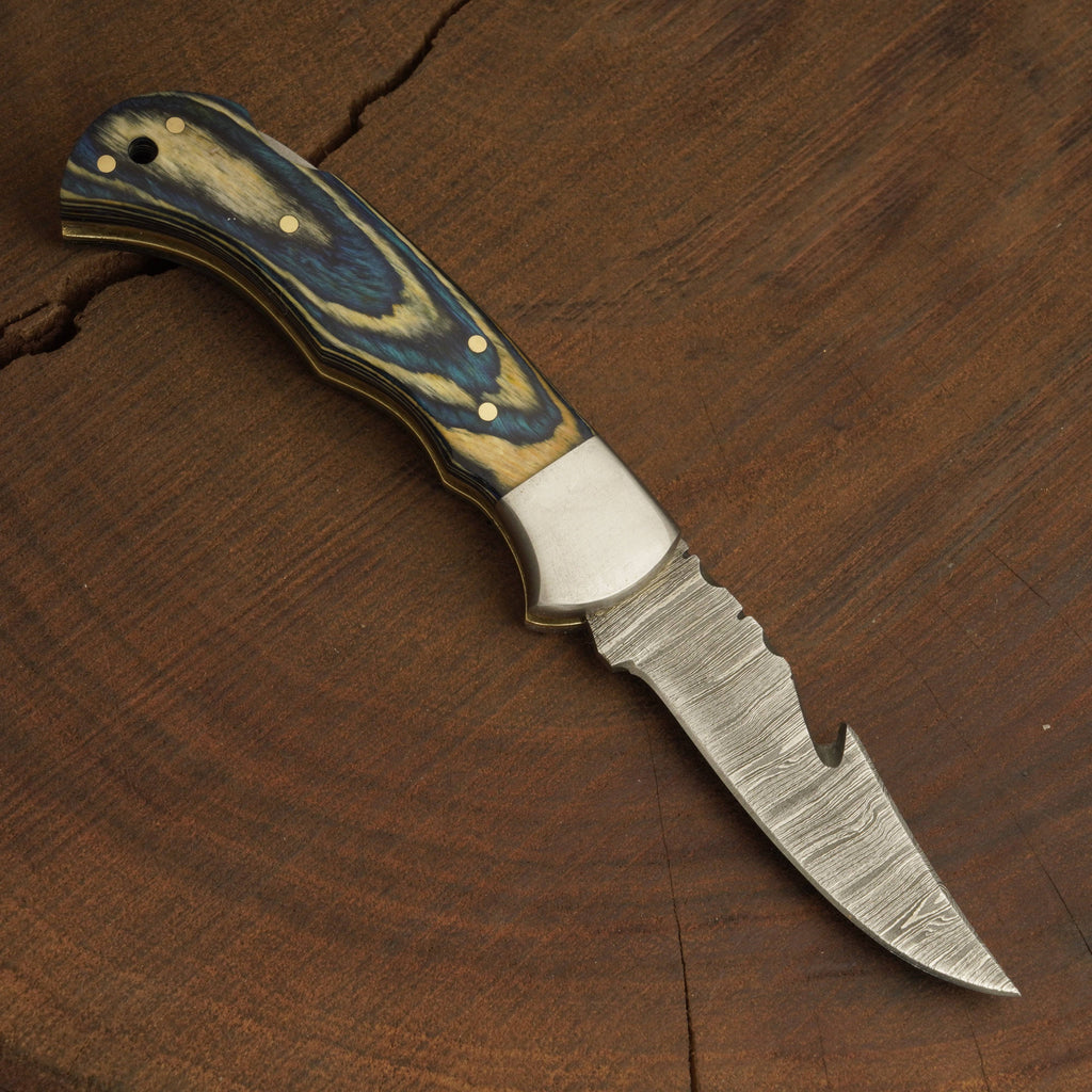 Handmade Damascus Gut Hook Pocket Knife – Camping Folding Blade w/ PakkaWood Handle
