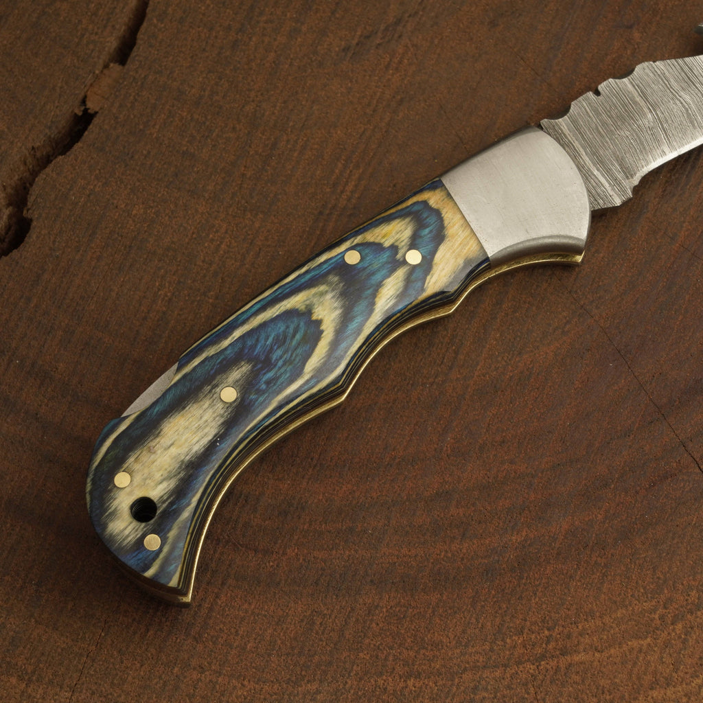 Handmade Damascus Gut Hook Pocket Knife – Camping Folding Blade w/ PakkaWood Handle