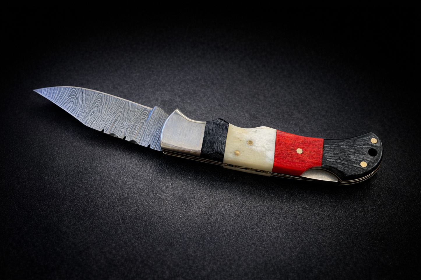 Custom Made Damascus Steel Hunting Pocket Knife | Folding Damascus Blade Camping Knife