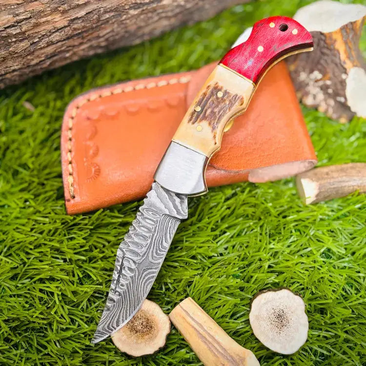 Handmade Damascus Steel Folding Pocket Knife Stag Horn Handle-Hunting Camping Knife Hunt Craft Knives