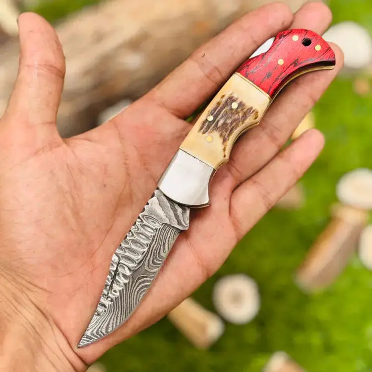 Handmade Damascus Steel Folding Pocket Knife Stag Horn Handle-Hunting Camping Knife Hunt Craft Knives