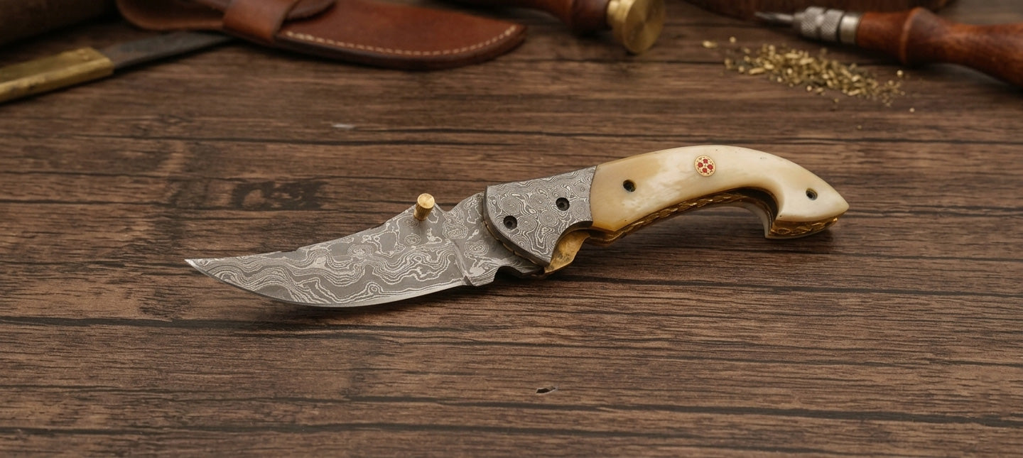 BONE HANLDE KNIVES - image 1