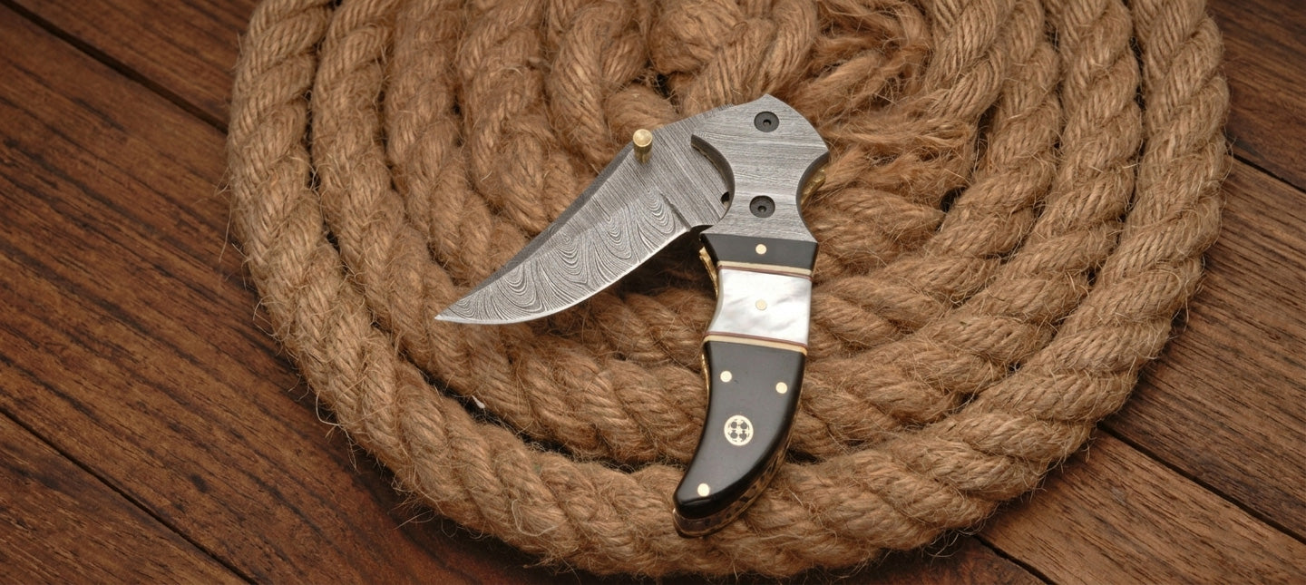 Pocket Knives with Pocket Clips - image 2